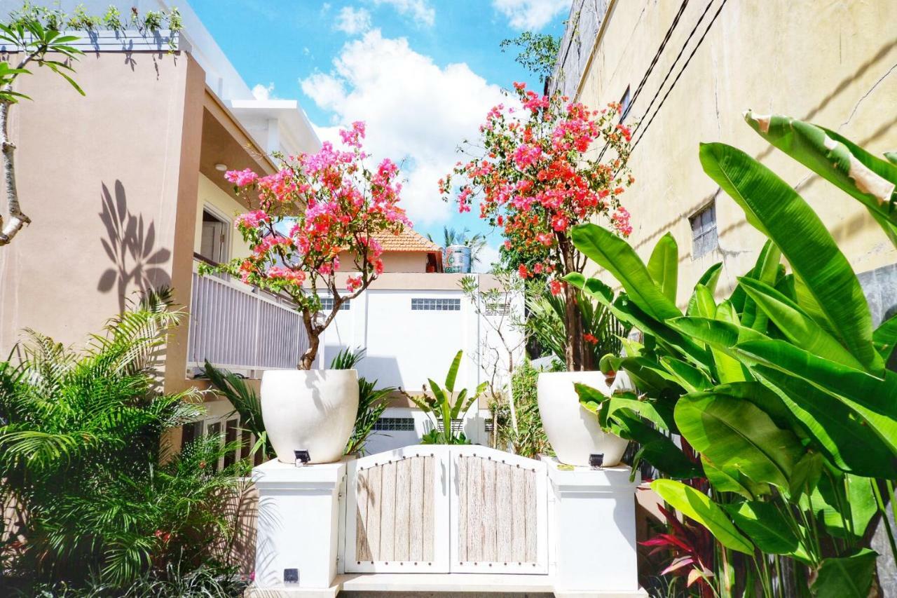 The Sloth Bali Hotell Canggu Eksteriør bilde
